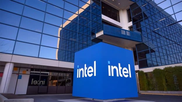 Intel Faces Significant Current Cash Burn Amidst Long-Term Recovery Projections