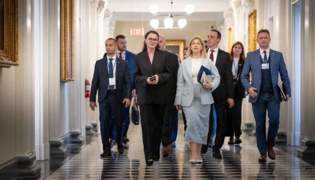 US and allies plan $800 billion Ukraine prosperity plan for reconstruction